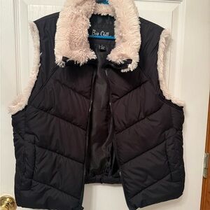Womens Big Chill Puffer Vest Jacket Black With White Faux Fur Size XL